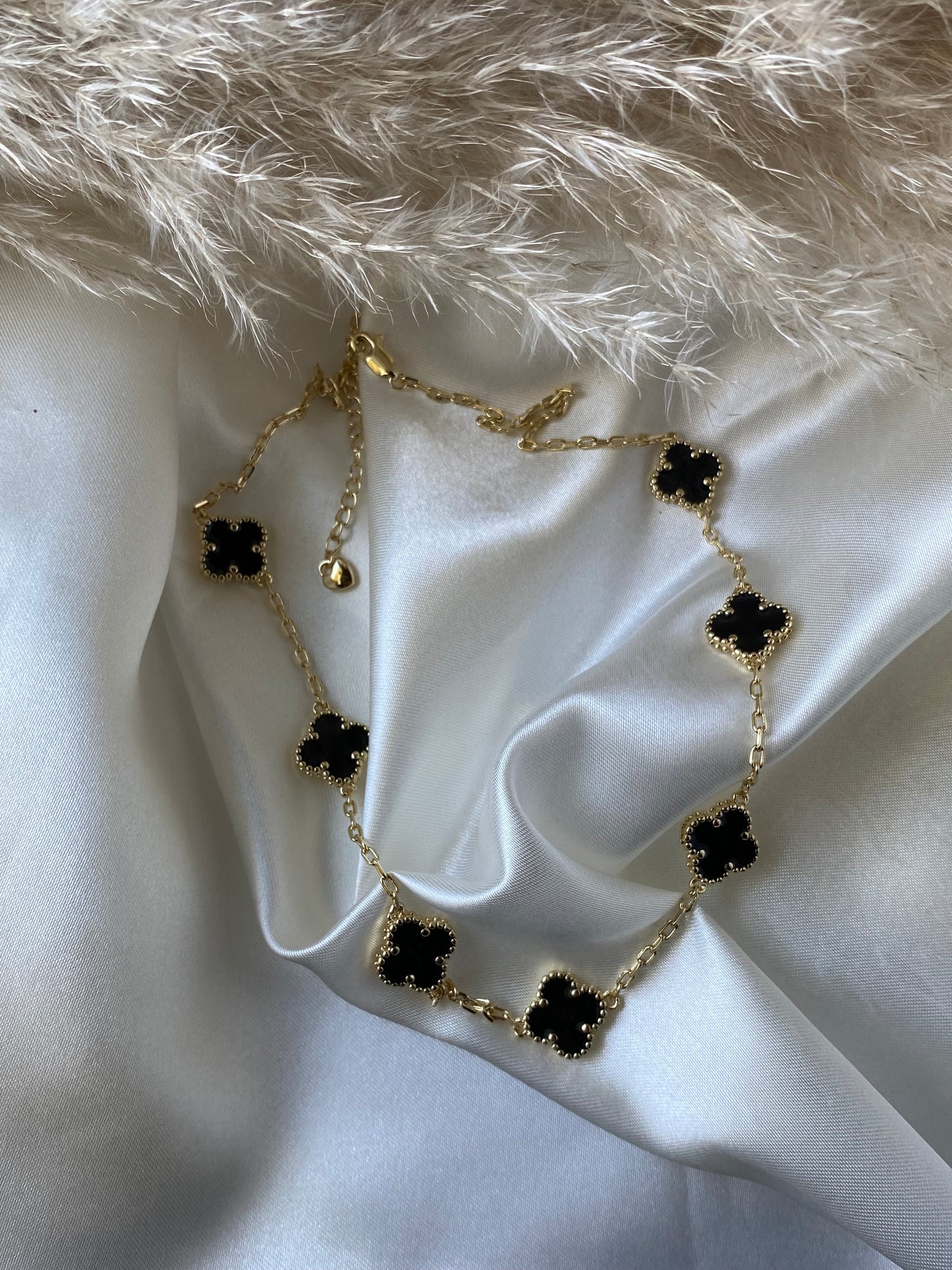 Clover necklace